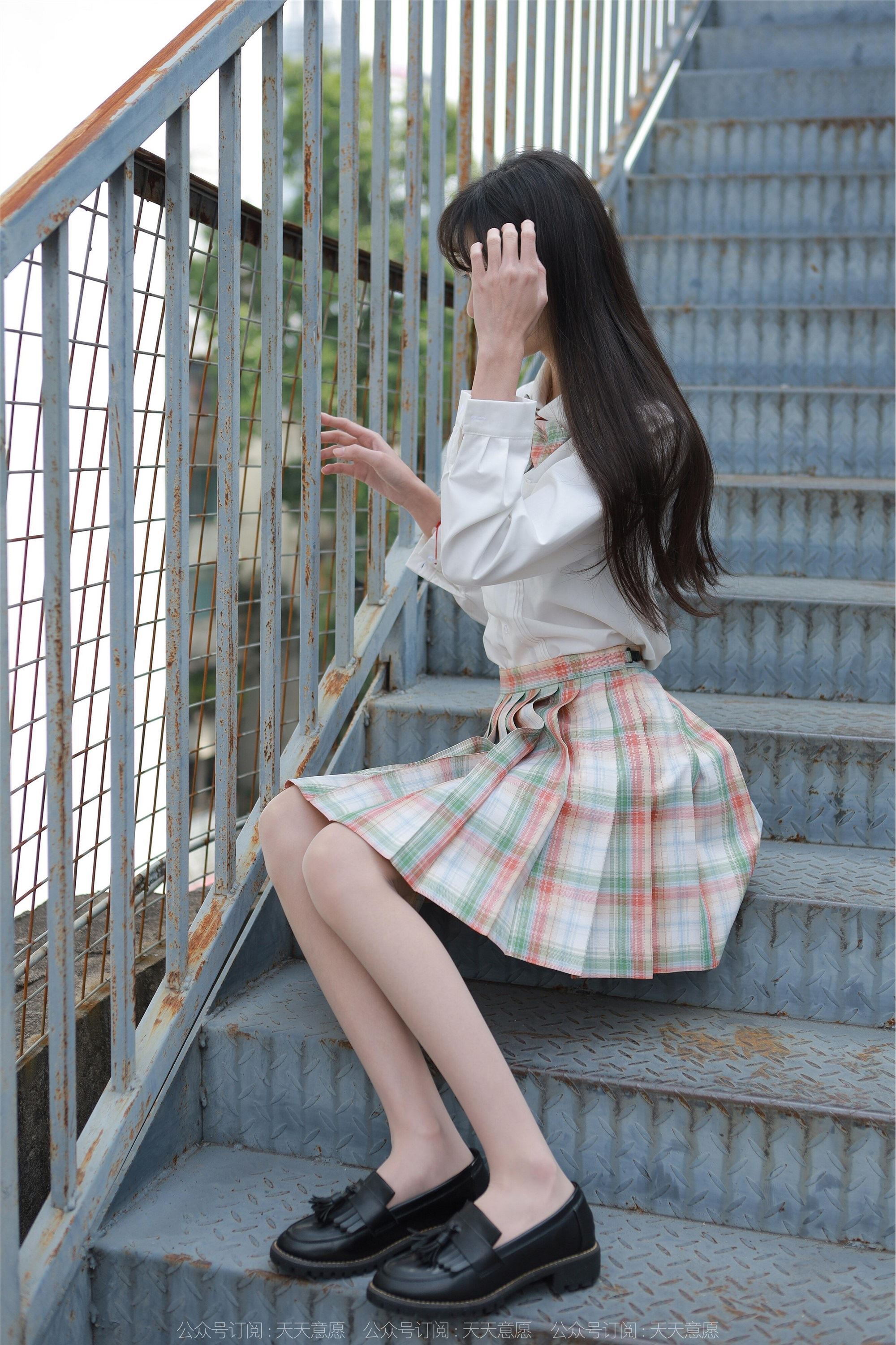 IESS异思趣向  2022.04.24 丝享家 1069：团团《jk妹妹》